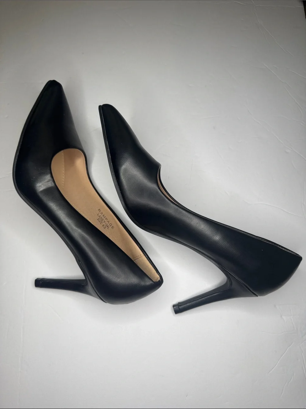 Basic Black Pumps Pointed Toe Stable Heel